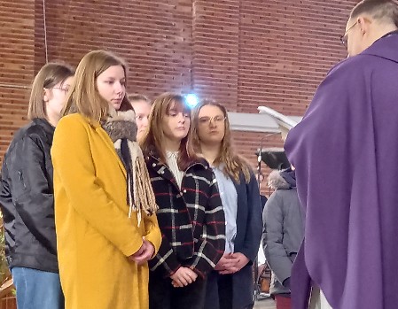 Mathilde, Mélanie, Jeanne, Marceau, Amélie et Maëlys